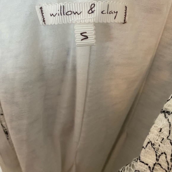 Willow & clay lace maxi dress, small - Picture 6 of 8